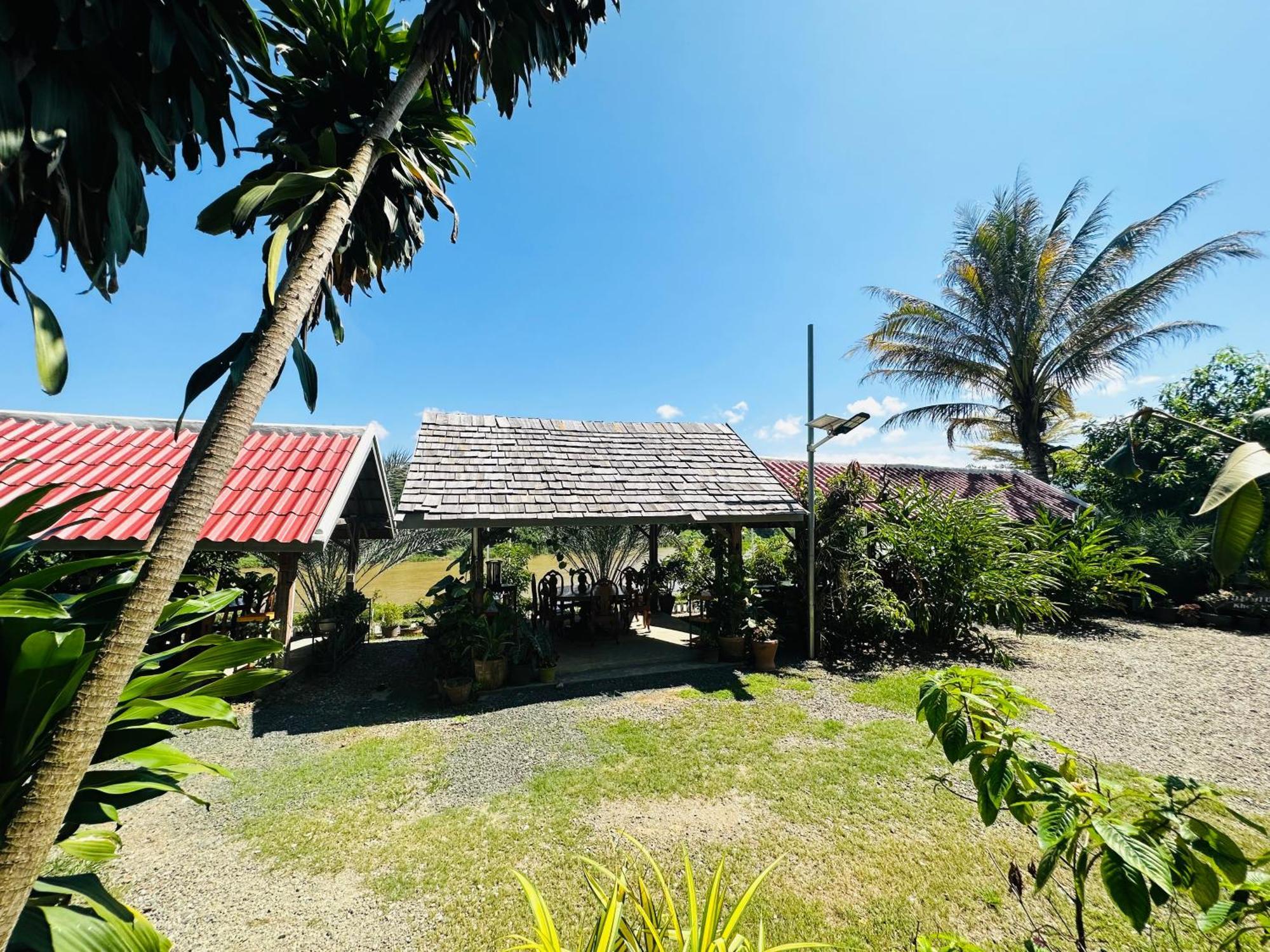 Kingkham Riverside Hotel Luang Prabang Exterior photo