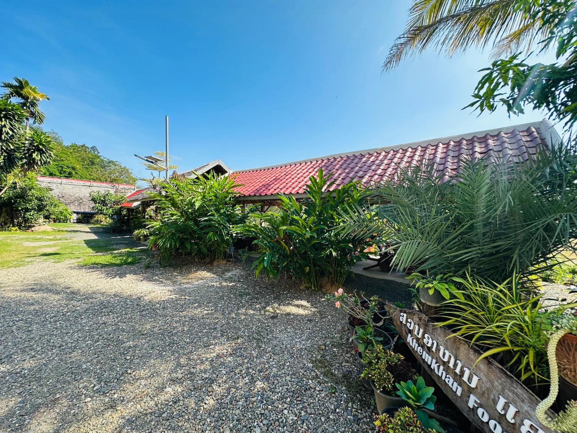 Kingkham Riverside Hotel Luang Prabang Exterior photo
